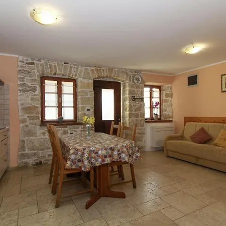 Holiday home Berta In - Haus Fuer 4-5 Personen