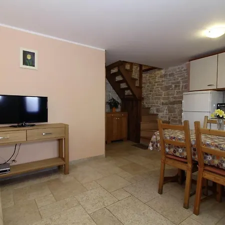 Holiday home Berta In - Haus Fuer 4-5 Personen