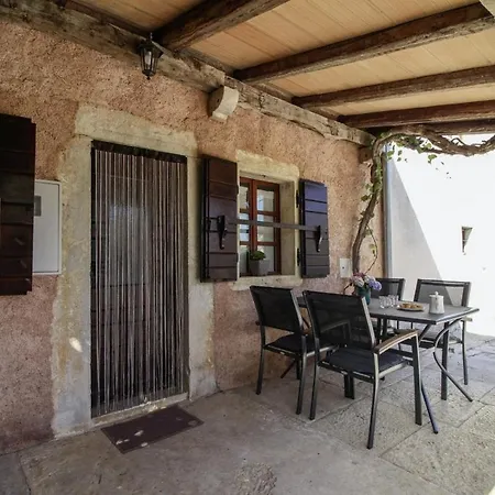 Berta In - Haus Fuer 4-5 Personen * Sveti Petar u Sumi